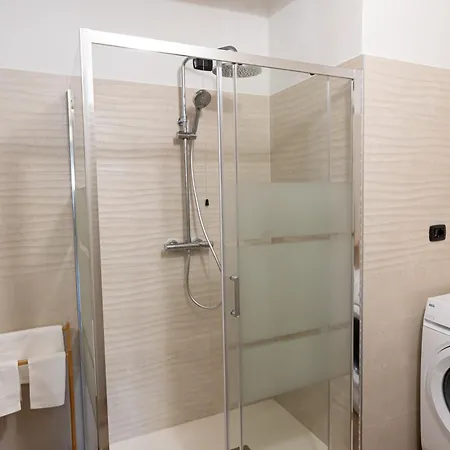 Bellavista Apartment *